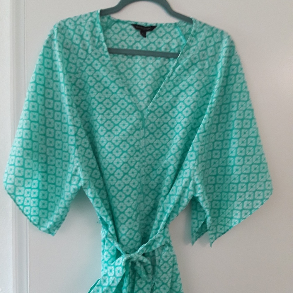 Kimono pop-over top. Shibori design